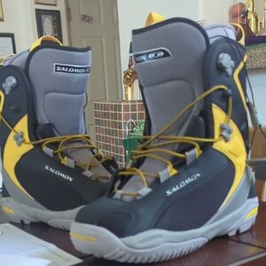 Salomon Gray and Yellow Snowboard Boots